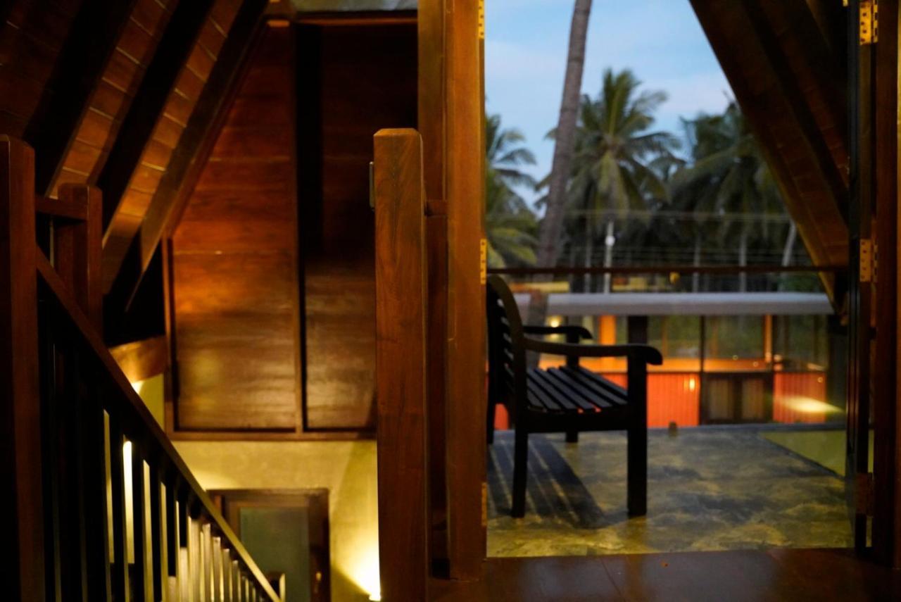 Soluna Beach Resort Marawila Bagian luar foto